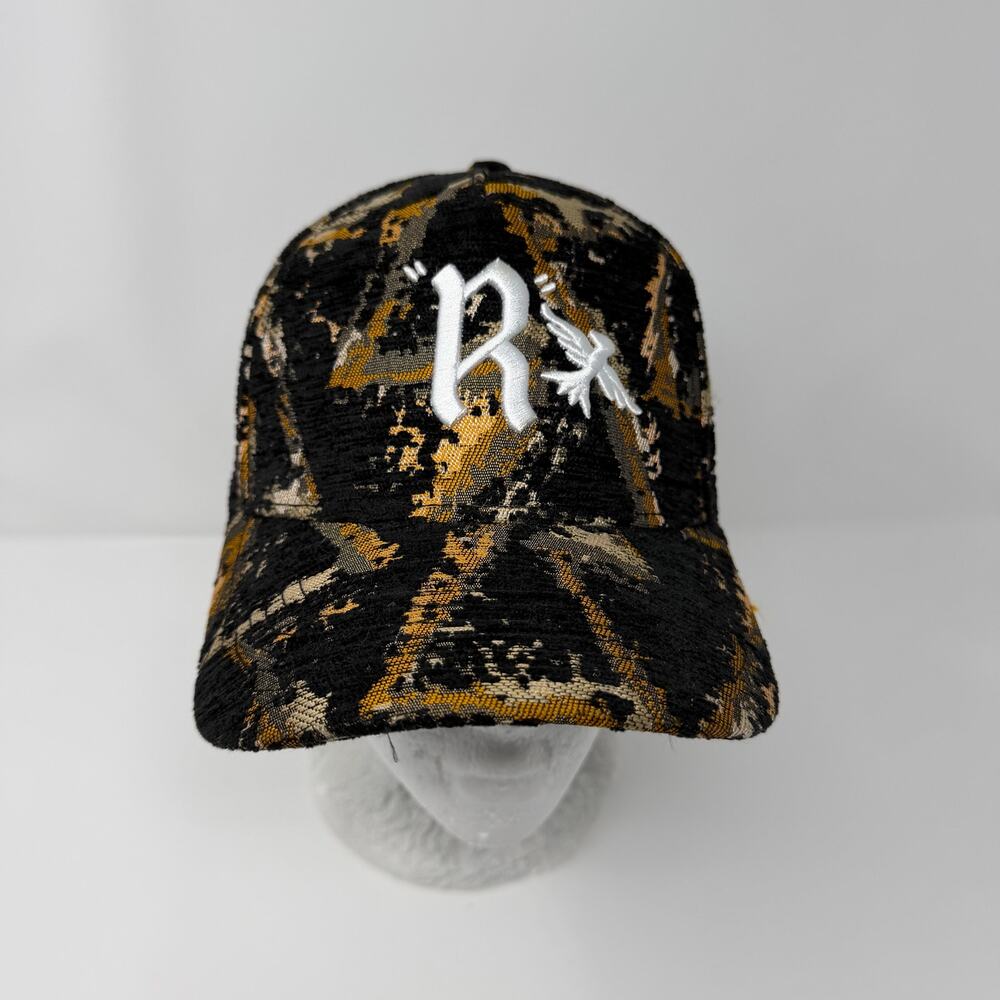 Reference Luxe woven snapback hat „R“ embroidery
